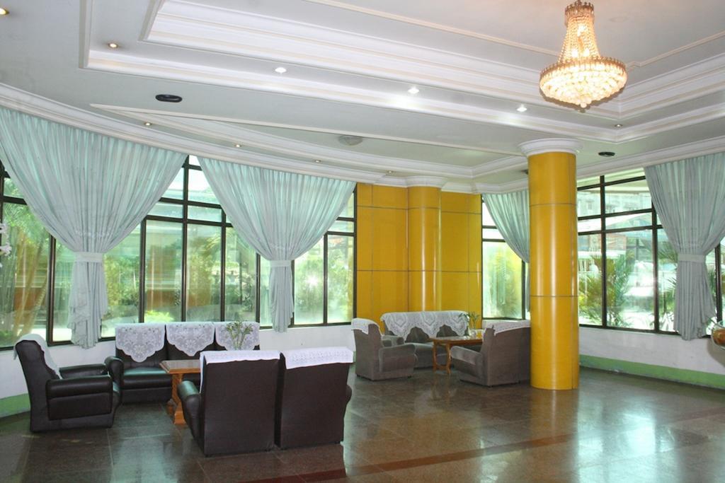 Nice Day Hotel Yangon Exterior photo